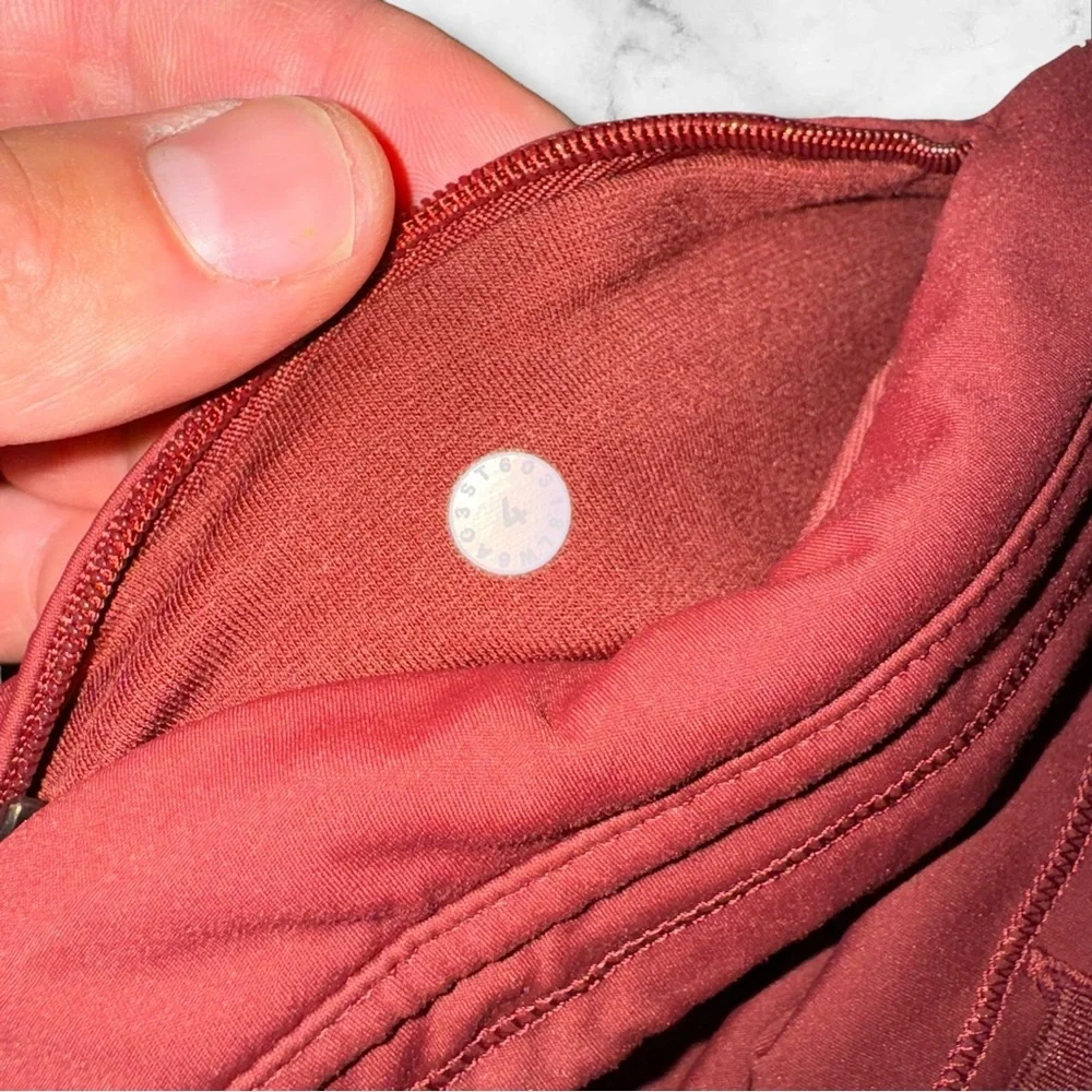 Lululemon Leggings 21 in Cropped Cassis Maroon Size 4 Womens Time‎ To Sweat - Picture 4 of 7